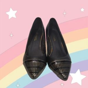 VIA SPRING heels with silver interior decoration.  used. Size 7. Small